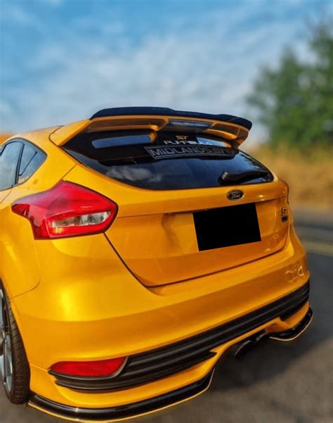 ford focus st wing extension.